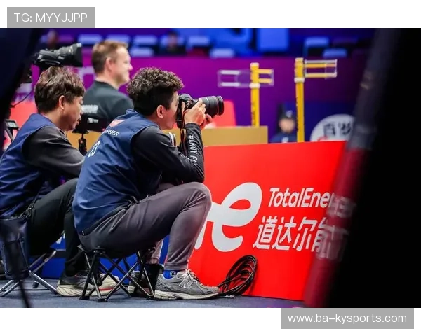 世界羽联超级系列赛中国组合在关键赛段稳定发挥积累积分